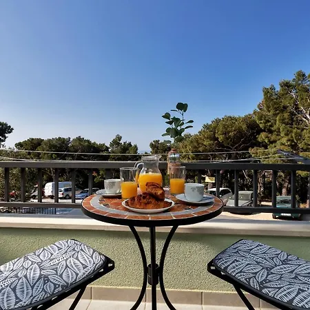 Pine Fine With Free Parking 公寓