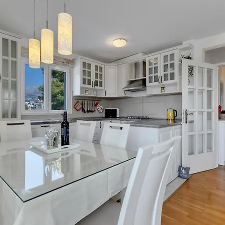 Pine Fine With Free Parking 公寓